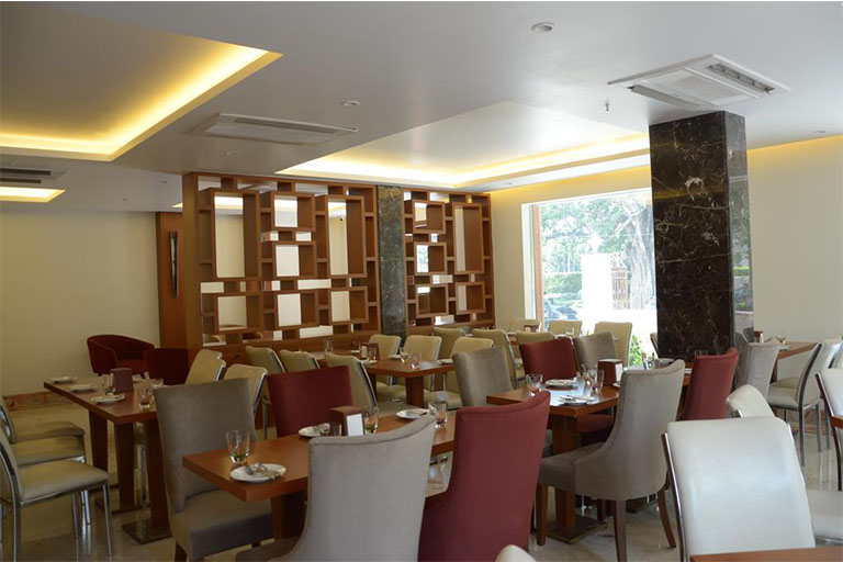 Hotel Connaught Royal-Connaught Place2